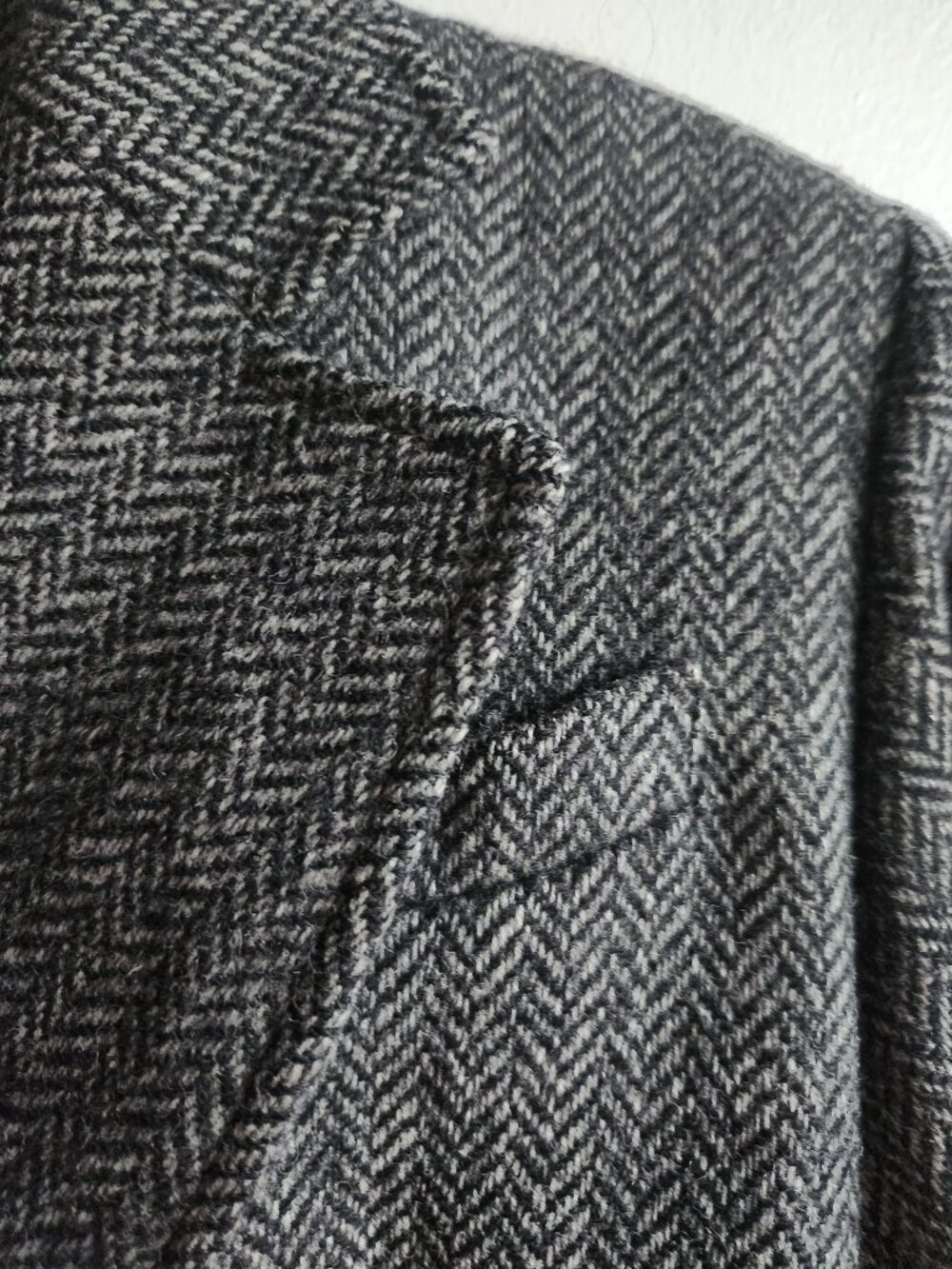 Emmanuelle Khanh Paris Vintage Dark Gray Herringbone Blazer - Sz 10 (approx.) - Picture 15 of 15